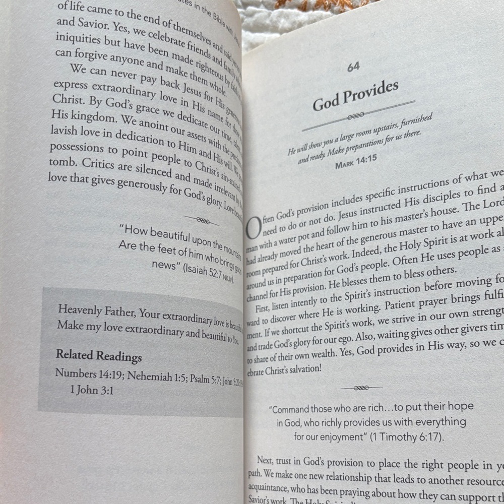 Inspirational Christian Book Collection - Picture 13 of 16